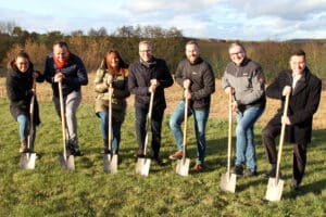 2023-11-10_Spatenstich_IMG_2793 Ground-breaking ceremony for new SWT company building