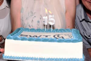 20250704_203415_712_Torte SWT Services Jubiläum 15 Jahre